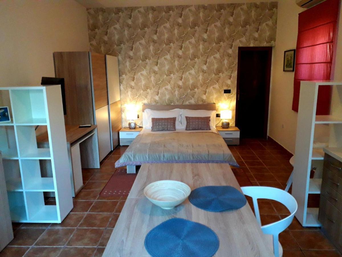 Apartments Ana And Vesna Пула Екстер'єр фото